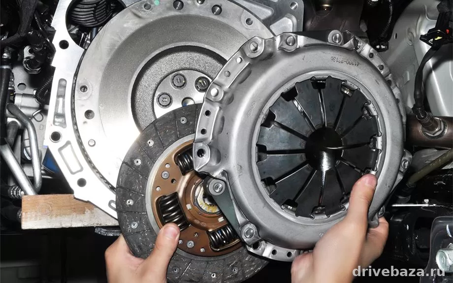 Почему буксует сцепление: как быстро определить причину и что делать